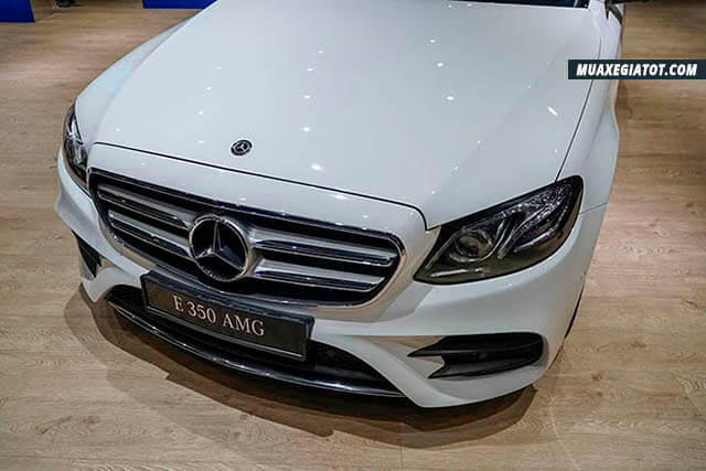 dauxe mercedes e350 amg 2021 xetot com - Đánh giá xe Mercedes E350 AMG 2022: “Trùm cuối” của dòng xe E-Class