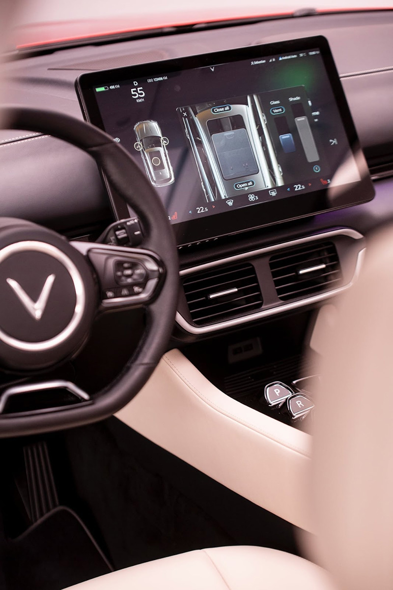 camera xe oto dien vinfast vf8 2022 2023 giaxehoi vn 4 - Đánh giá xe Vinfast VF8 2023: SUV hạng D thuần điện giá chỉ từ 1 tỷ đồng
